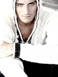 אדריאנו חואל (האלופה)