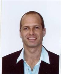 עו"ד גל אגוזי. יחד יזמות נדל"ן. מומחה לתמ"א 38