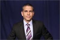 ינון מגל מגיש מבט בערוץ הראשון צלם אביב חופי