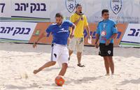 שי הראל בועט פנדל. יח"צ