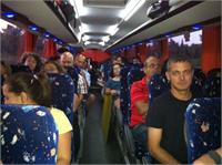 בדרך להפגין. מימין- ראש המועצה המקומית סיון יחיאלי