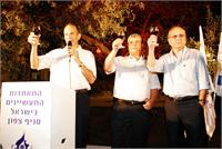 שר התמ"ת שלום שמחון, נשיא התאחדות התעשיינים שרגא ברוש ויו"ר התאחדות התעשיינים בצפון מיקי שרן (צילום: ליאת מנדל)