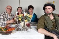 מלחמה בבית שתפ הקאמרי ותיאטרון מ.ר.א.ה קרית שמונה 