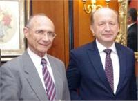 לנדאו וראש ממשלת ליטא 