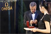 יח"צ  George Clooney joins OMEGA in Shanghai