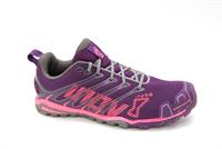 נעלי הריצה של INOV 8
