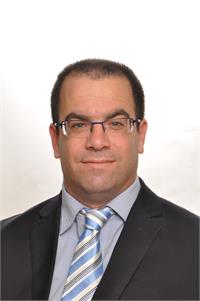גיא אליצור 