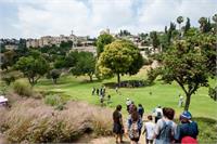 יח"צ