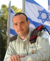 החזן הראשי שי אברמסון