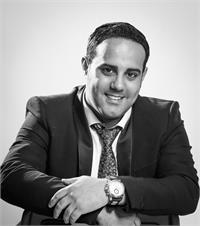 ישראל גברא | תמונת יח"צ