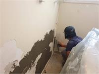 מתנדבי עמותת עיר החיים משפצים בתים של קשישים וניצולי שואה בשדרות