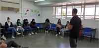 לגעת בפיתה 