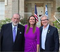 מארק גזית עם שגריר ארהב ומושלת ארקנסו