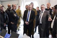 השר המפכ"ל והמנכ"ל יהודה אבידן בסיור 
